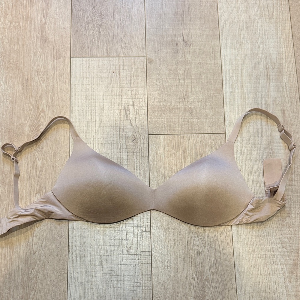 Skims wireless bra